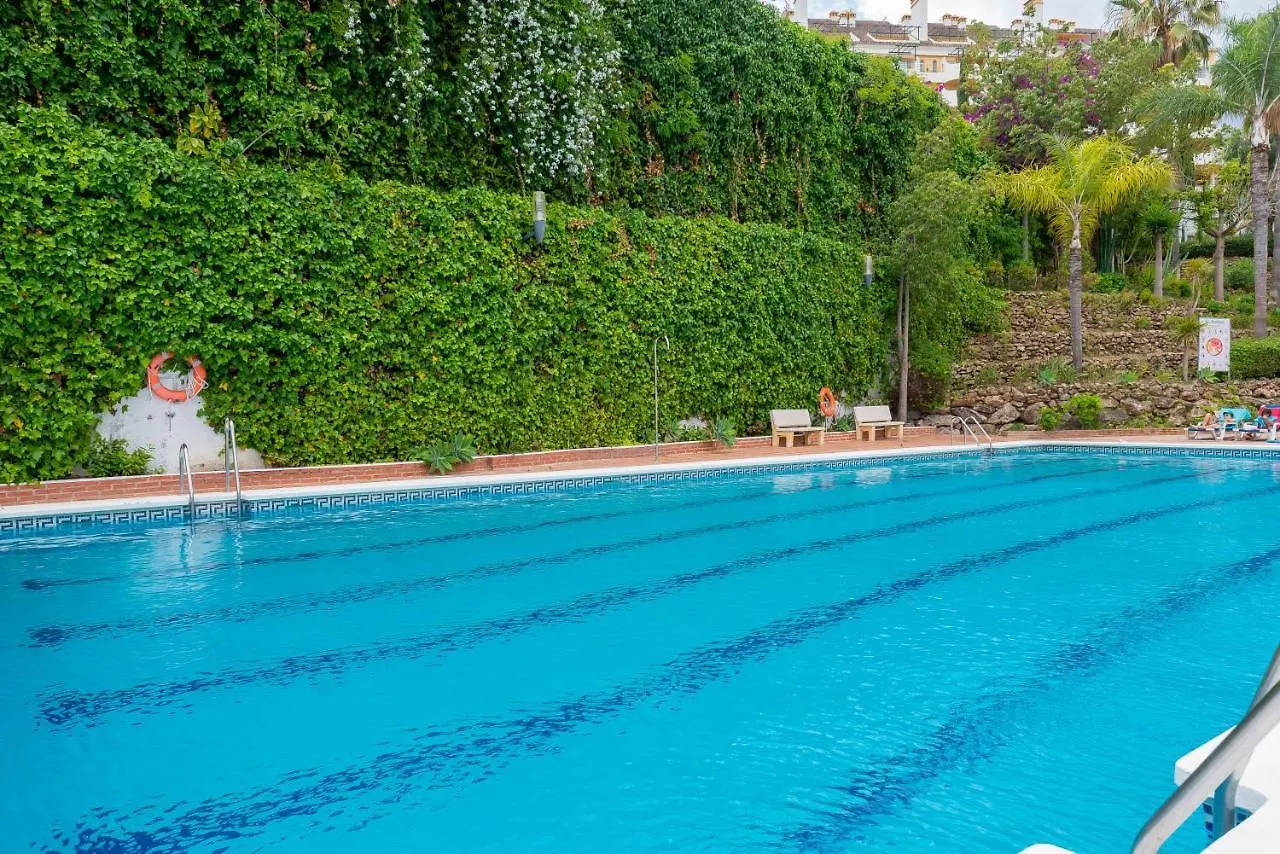 Tranquil 2 Bdrm Peaceful Apt W/ 2 Pools Marbella 0*,