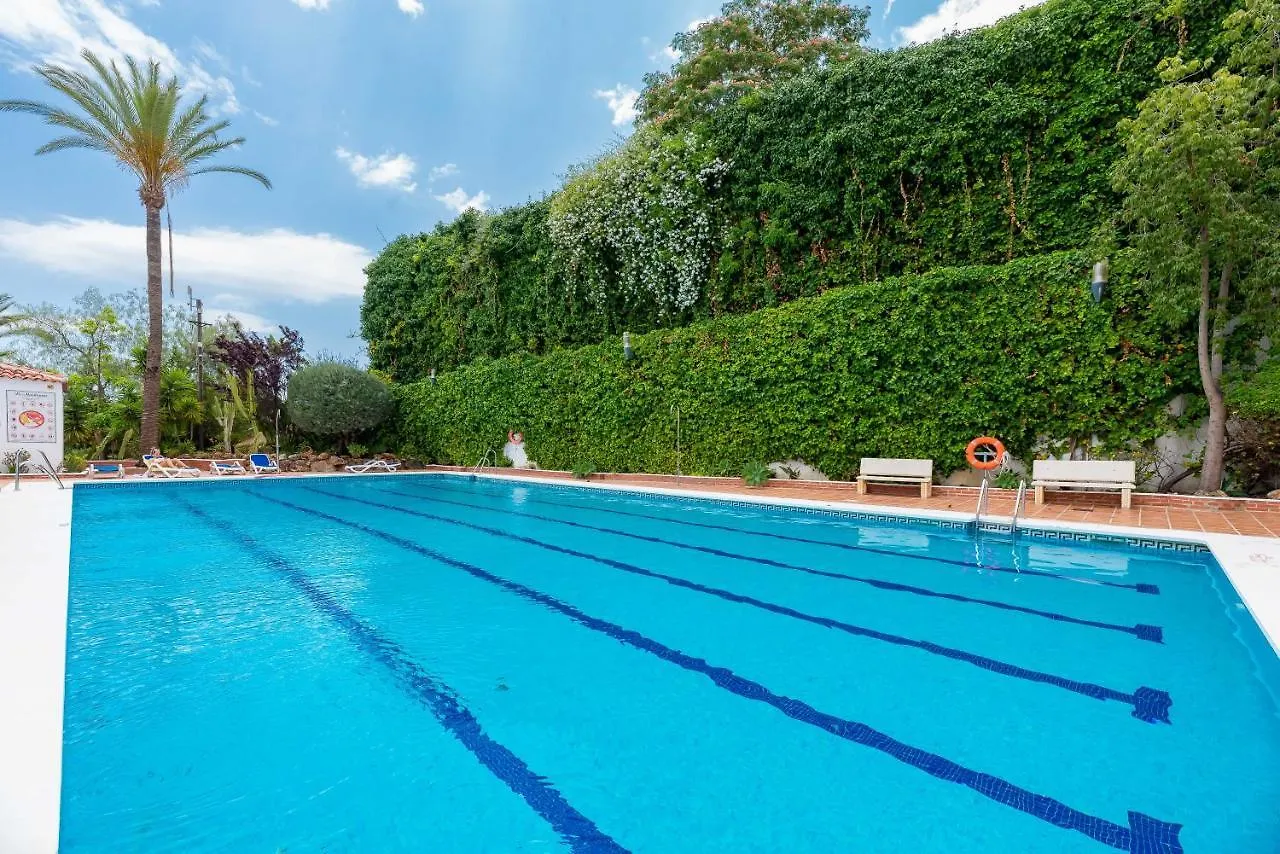 Tranquil 2 Bdrm Peaceful Apt W/ 2 Pools Марбелья