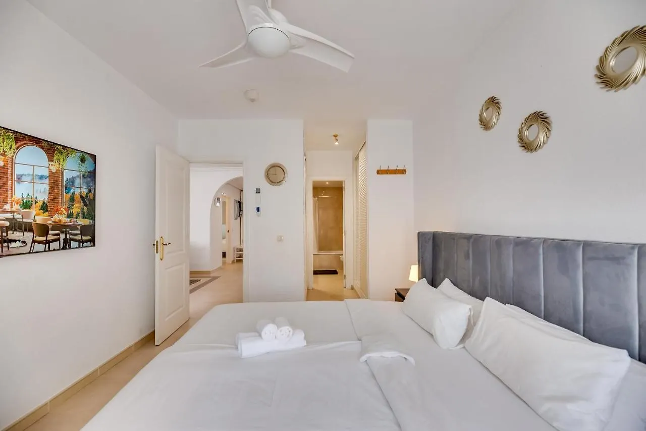 Tranquil 2 Bdrm Peaceful Apt W/ 2 Pools Марбелья Апартаменты
